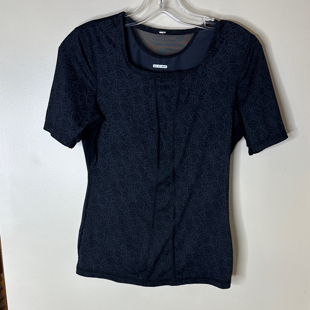 Lululemon top 8